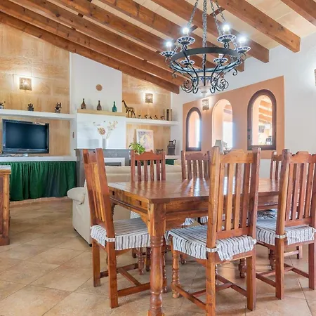 Mit Privatpool Fuer 6 Personen Ca 226 Qm In San Lorenzo De Cardessar, Mallorca Suedostkueste Von Mallorca Son Carrio (Llevant)