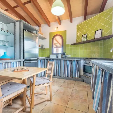 Mit Privatpool Fuer 6 Personen Ca 226 Qm In San Lorenzo De Cardessar, Mallorca Suedostkueste Von Mallorca * Son Carrio (Llevant)